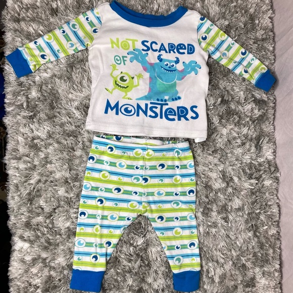 Disney Baby Monsters Incorporated Pyjama Set Size 9-12 Months